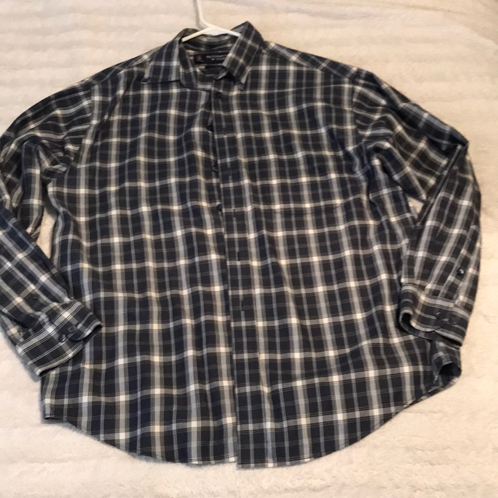 Roundtree & Yorke Plaid Long Sleeve